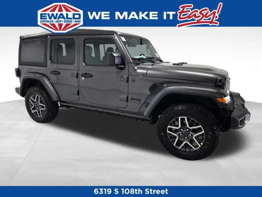 2025 Jeep Wrangler Sahara photo 2