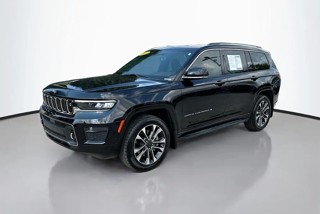 2021 Jeep Grand Cherokee Overland photo 1