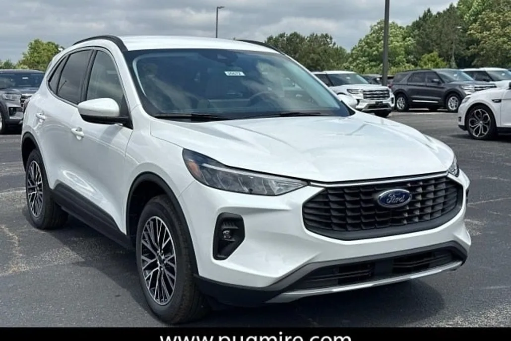 2025 Ford Escape Plug-In Hybrid photo 1