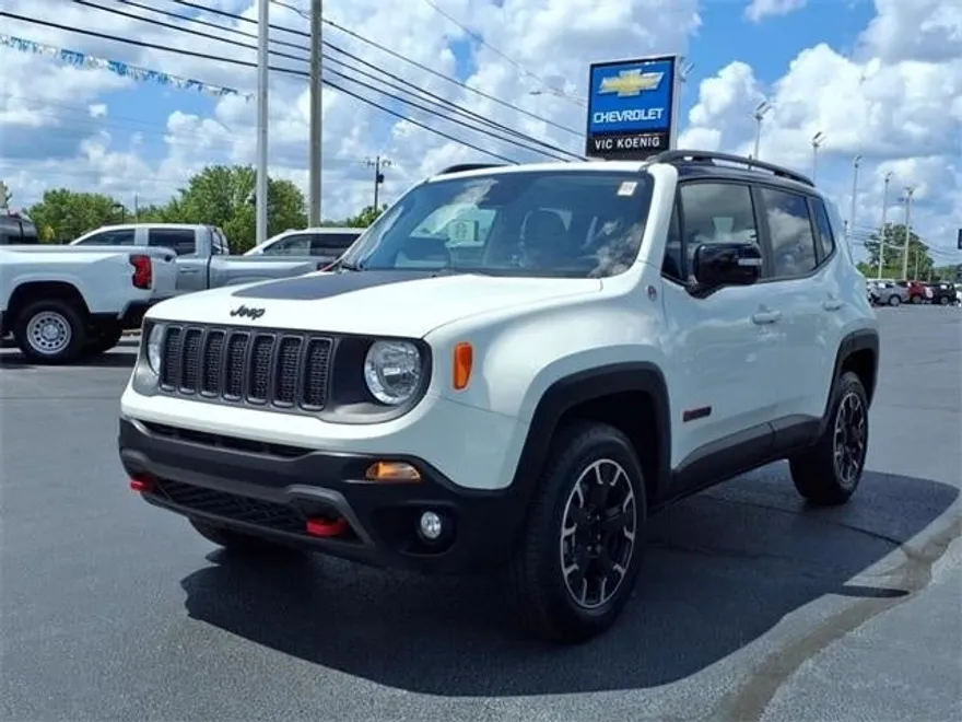 2023 Jeep Renegade Trailhawk photo 1