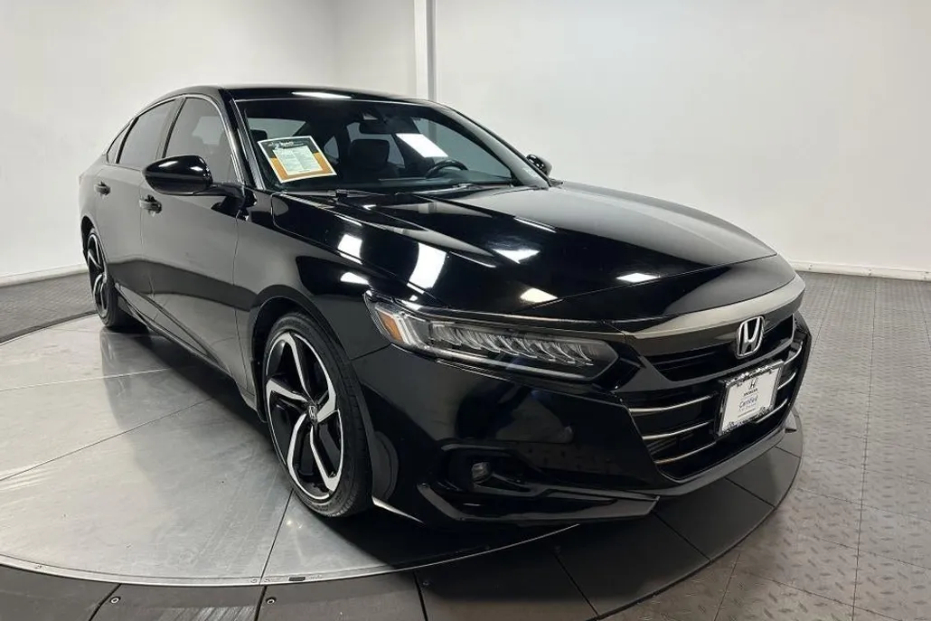 2022 Honda Accord Sport photo 1