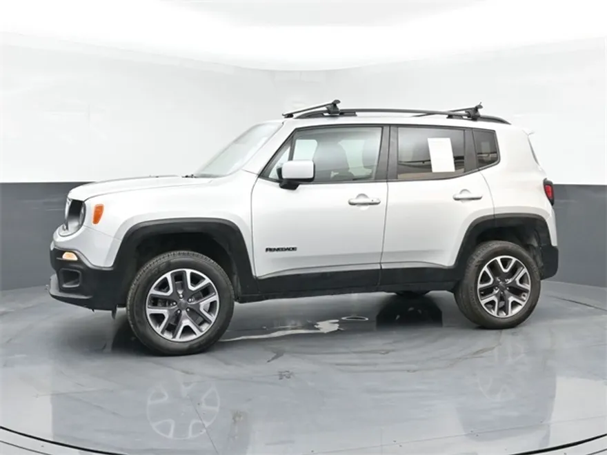 2016 Jeep Renegade Latitude photo 1
