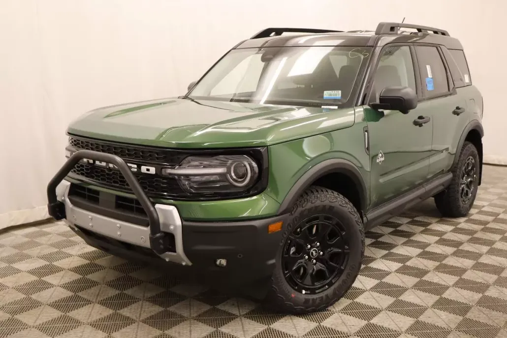 2025 Ford Bronco Sport Outer Banks photo 1