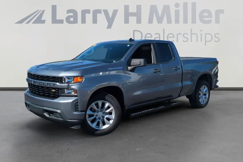 2020 Chevrolet Silverado 1500 Custom photo 1