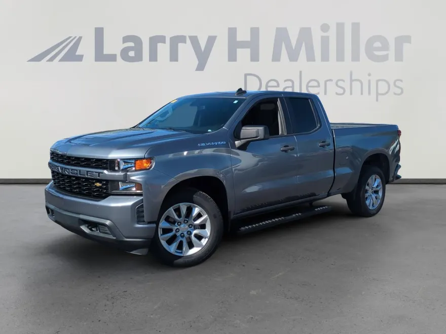 2020 Chevrolet Silverado 1500 Custom photo 1