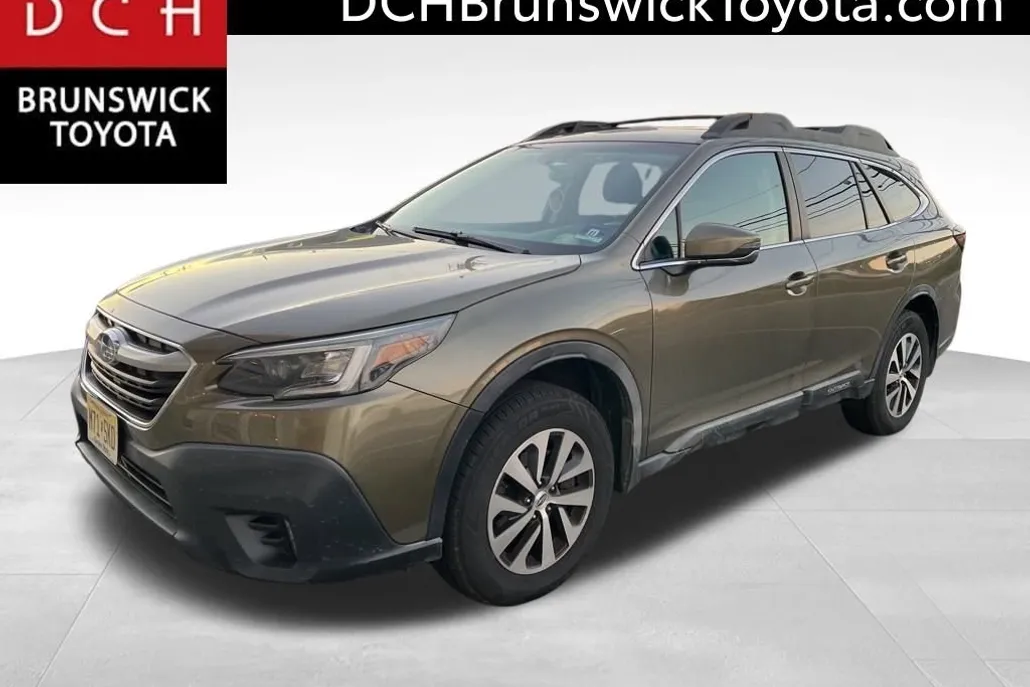 2020 Subaru Outback Premium photo 1