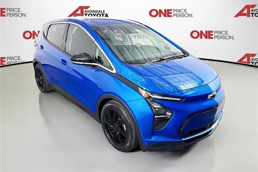 2022 Chevrolet Bolt EV 1LT photo 1