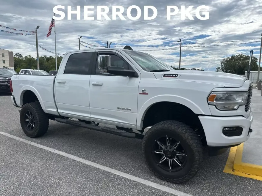 2022 Ram 3500 Laramie photo 1