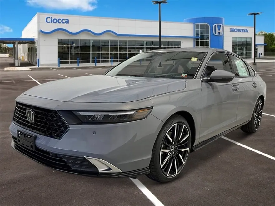 2025 Honda Accord Hybrid Touring photo 1