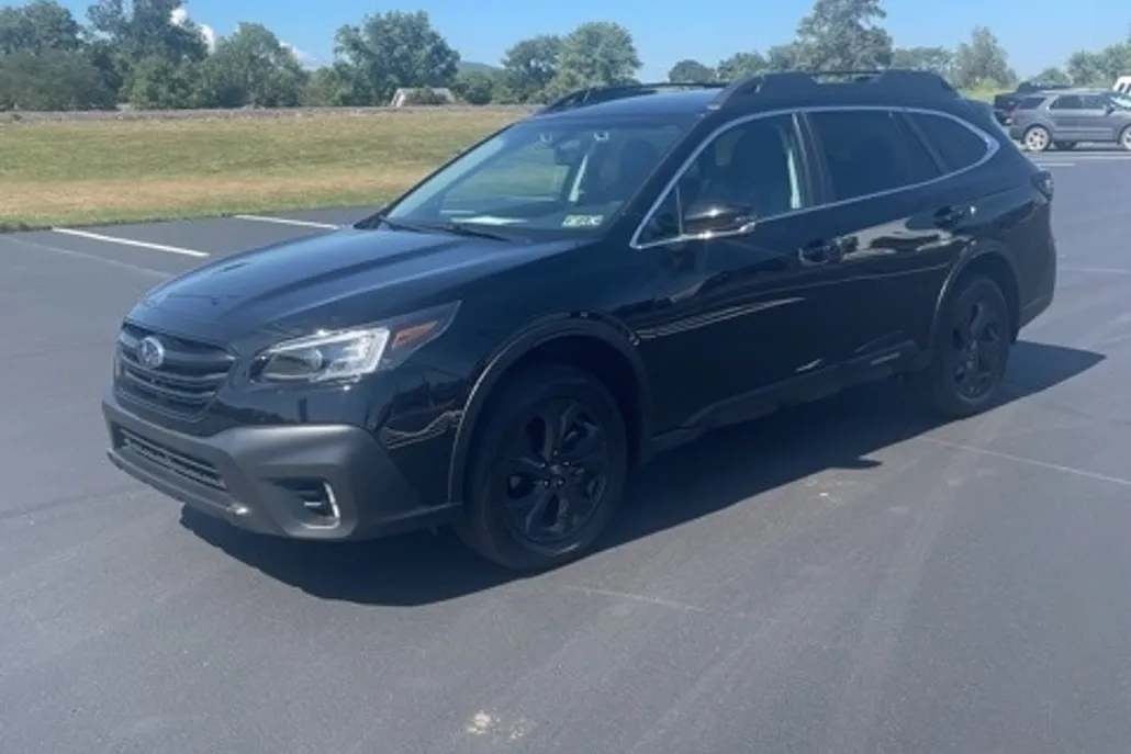 2022 Subaru Outback Onyx Edition XT photo 1
