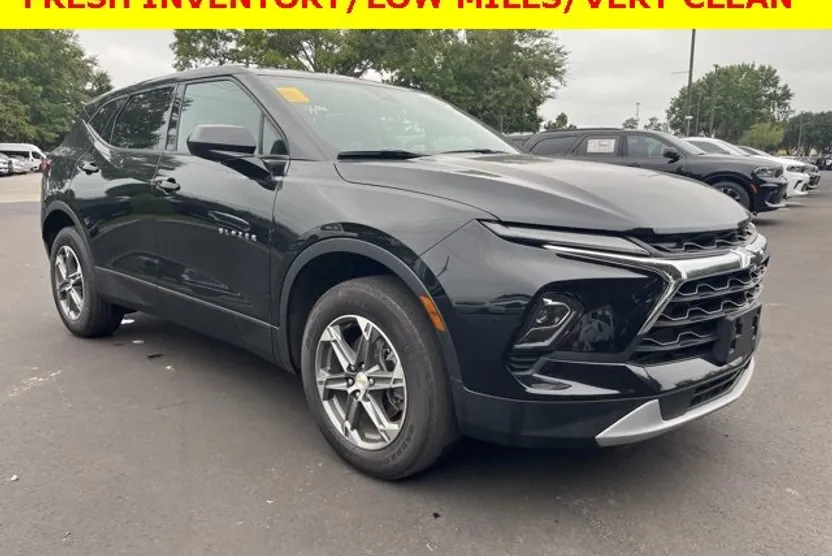 2023 Chevrolet Blazer 2LT photo 1