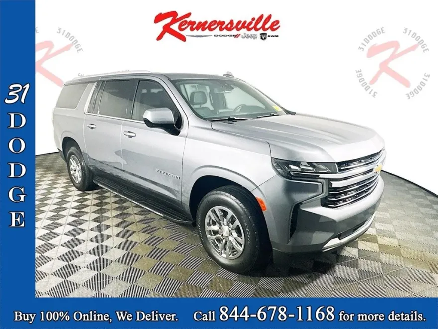 2021 Chevrolet Suburban LT photo 1