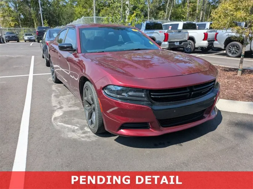2020 Dodge Charger SXT photo 1