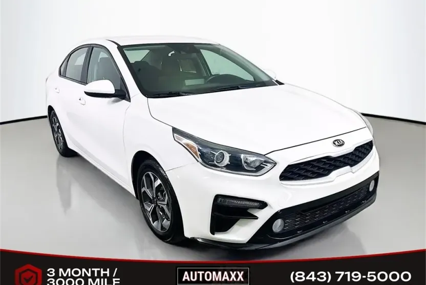 2021 Kia Forte LXS photo 1
