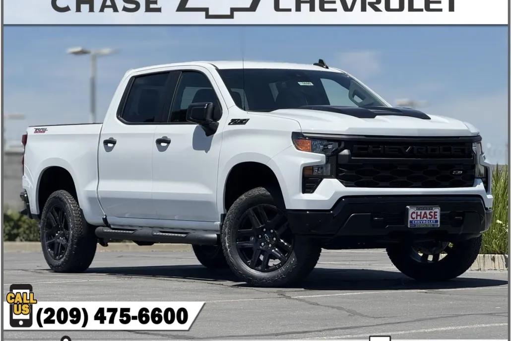 2024 Chevrolet Silverado 1500 Custom Trail Boss photo 1