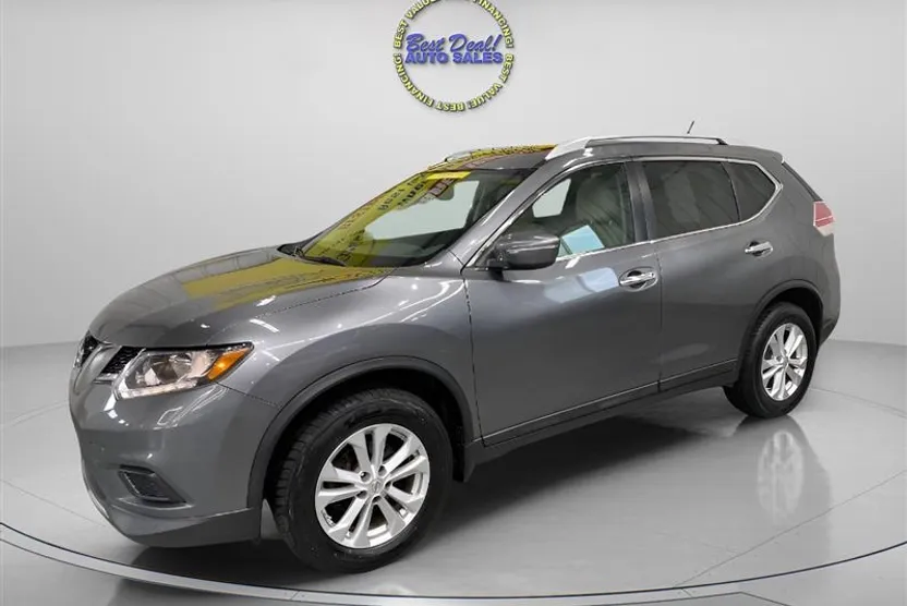 2015 Nissan Rogue SV AWD photo 1