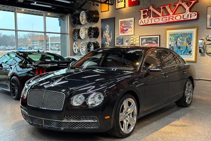 2014 Bentley Flying Spur Mulliner photo 1