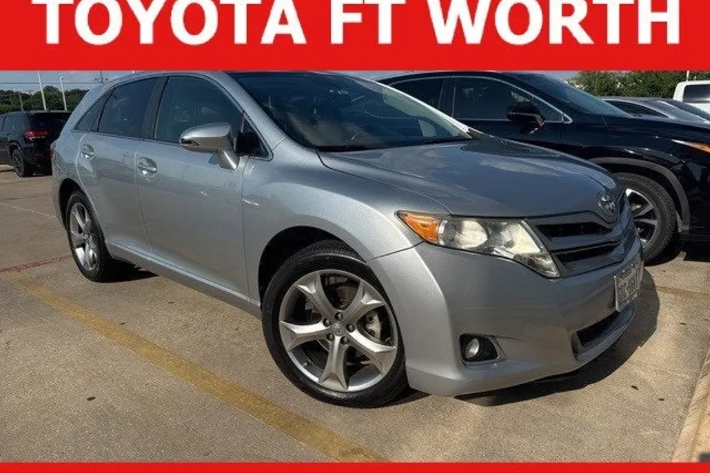 2015 Toyota Venza XLE photo 1