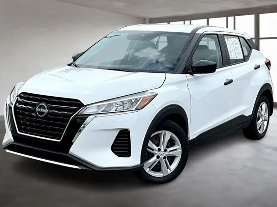 2024 Nissan Kicks S photo 1