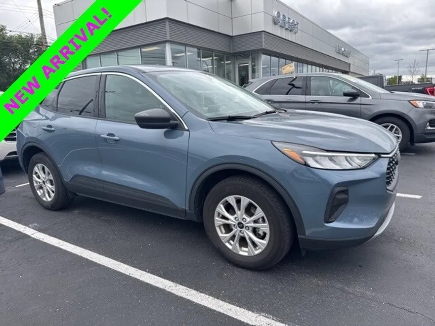 2023 Ford Escape Active photo 1