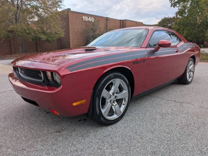 2009 Dodge Challenger R/T photo 1