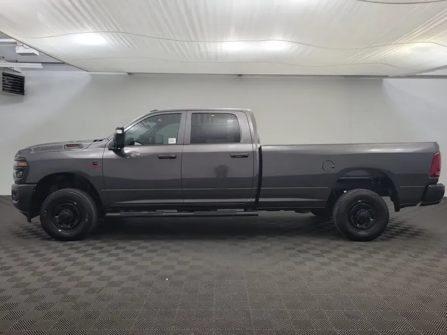 2025 Ram 2500 Tradesman photo 1