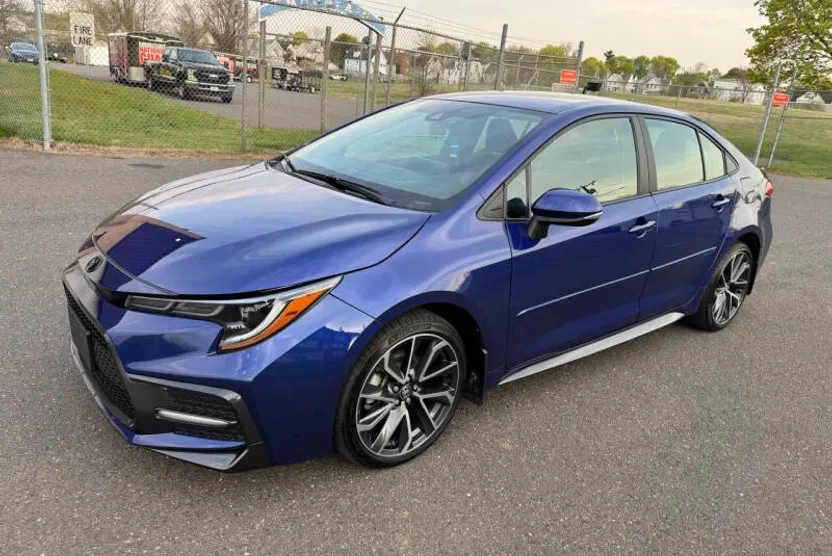 2022 Toyota Corolla SE Nightshade Edition photo 1