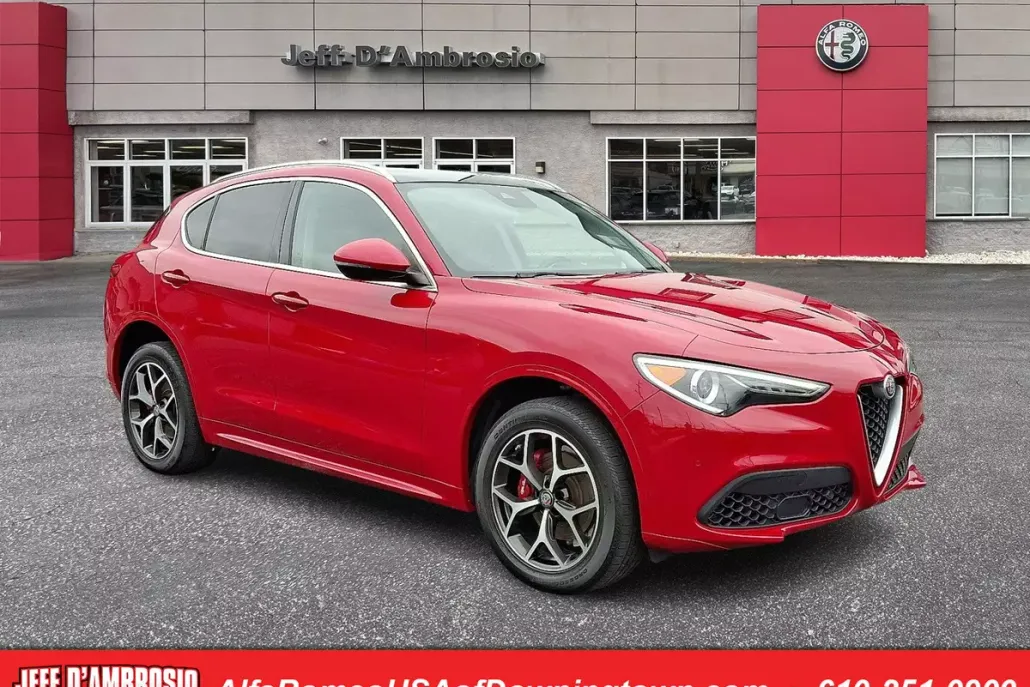 2021 Alfa Romeo Stelvio Ti photo 1