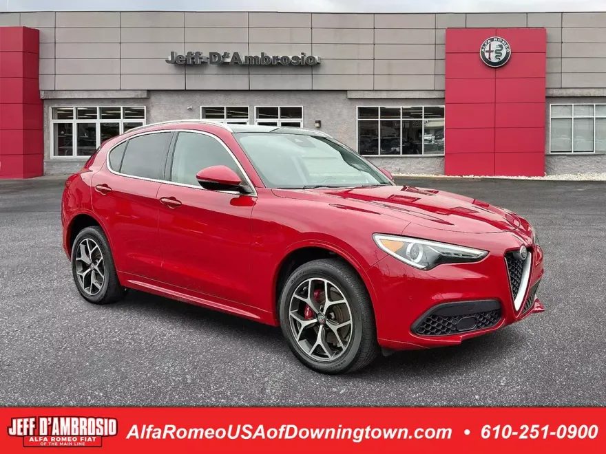 2021 Alfa Romeo Stelvio Ti photo 1