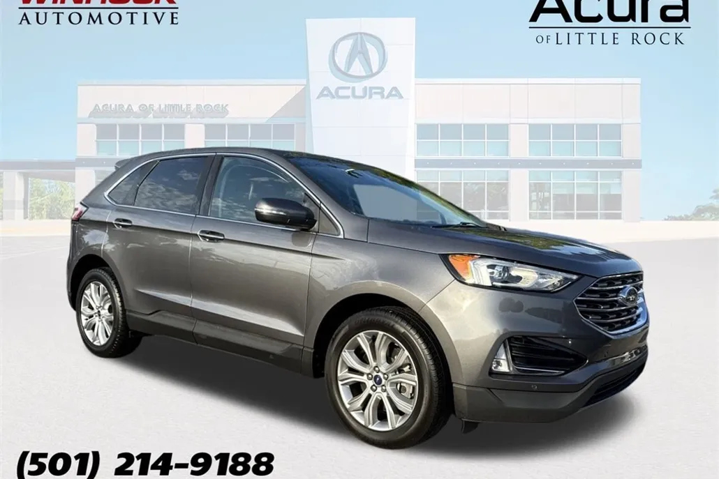 2021 Ford Edge Titanium photo 1