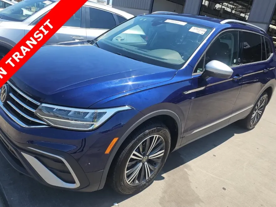 2024 Volkswagen Tiguan Wolfsburg Edition photo 1