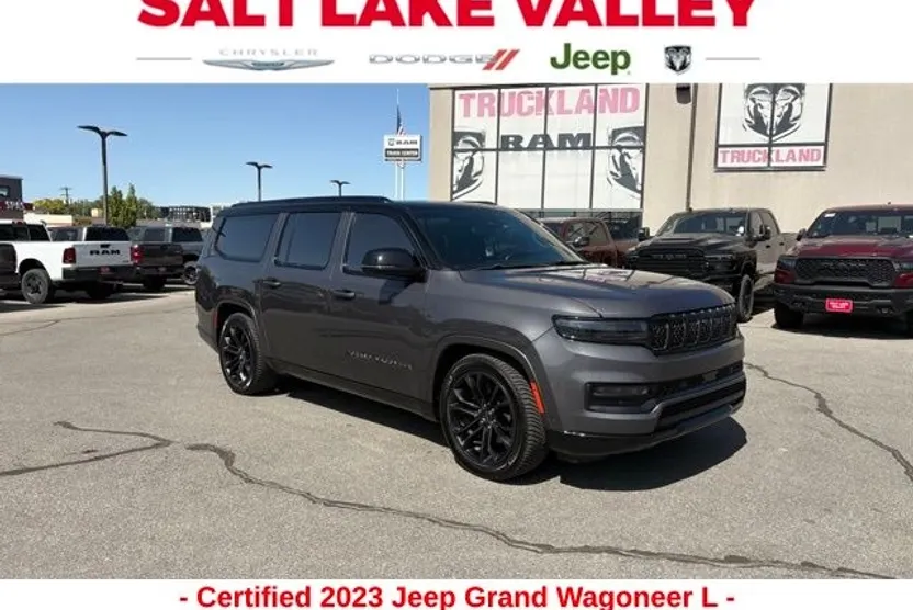 2023 Jeep Grand Wagoneer L III photo 1