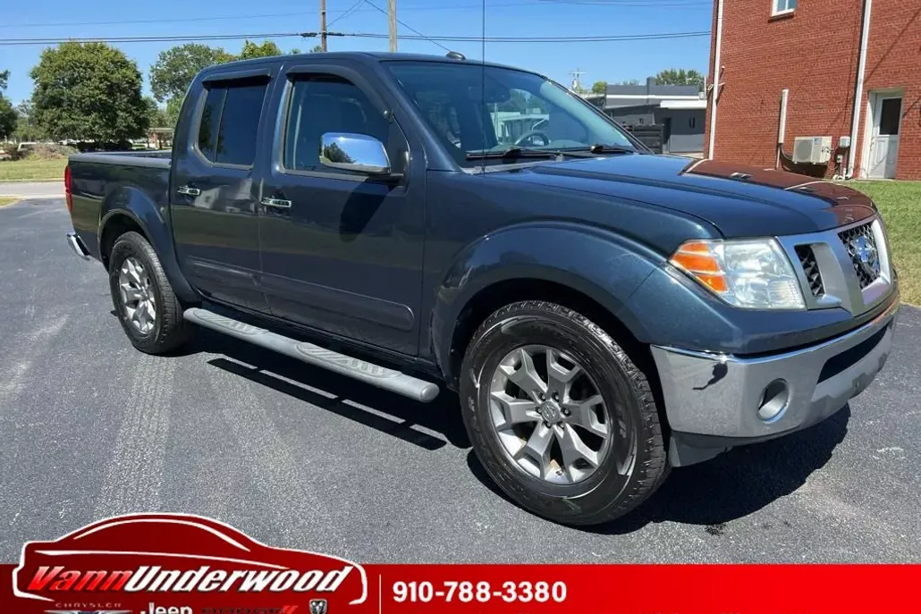 2019 Nissan Frontier SL photo 1