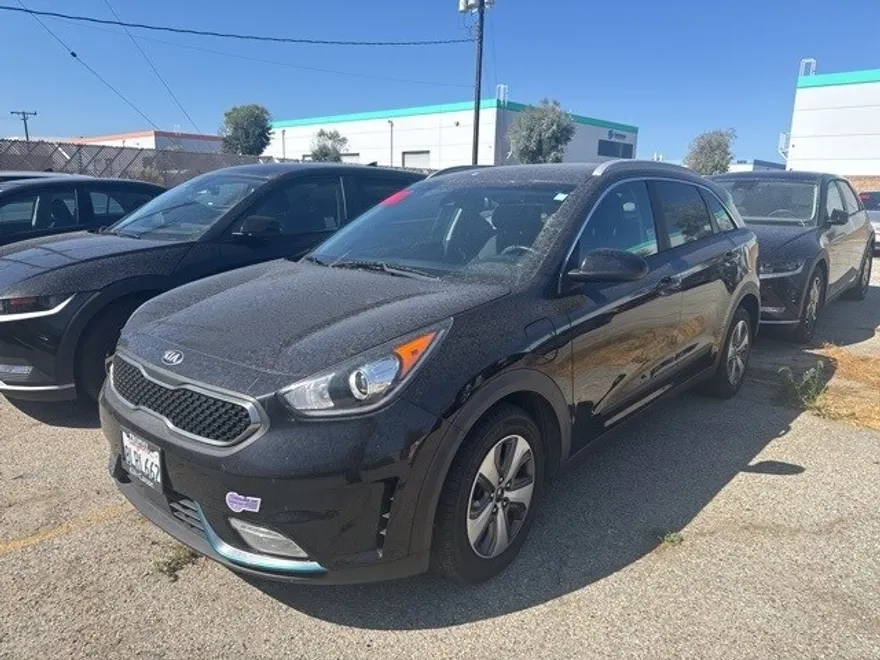 2019 Kia Niro Plug-In Hybrid LX photo 1