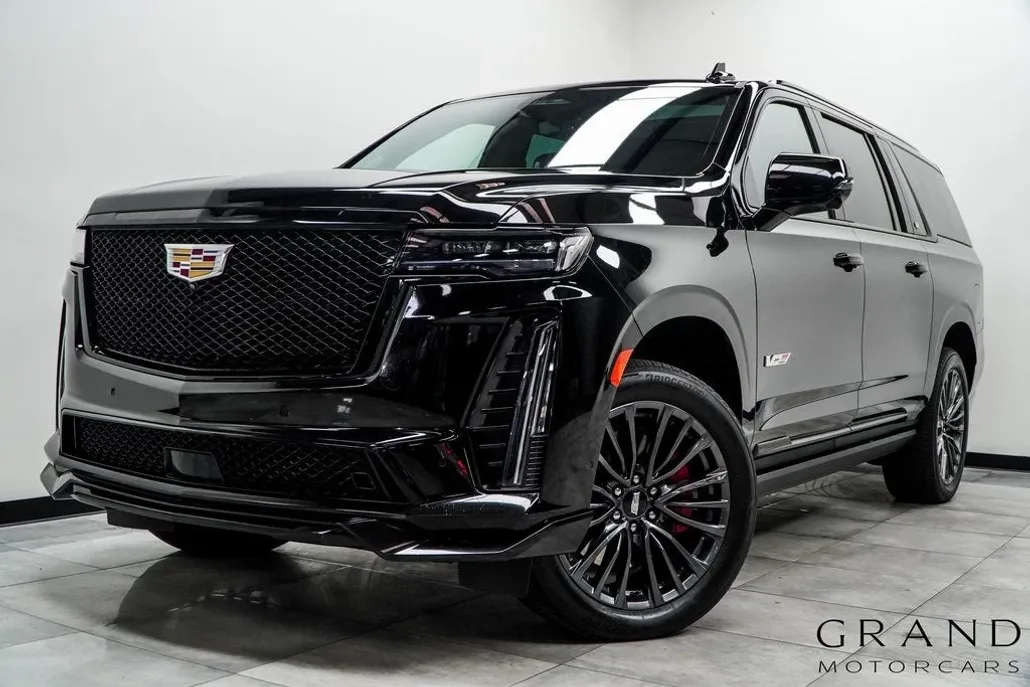 2023 Cadillac Escalade ESV V-Series photo 1