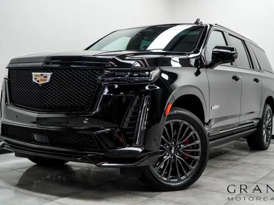 2023 Cadillac Escalade ESV V-Series photo 1