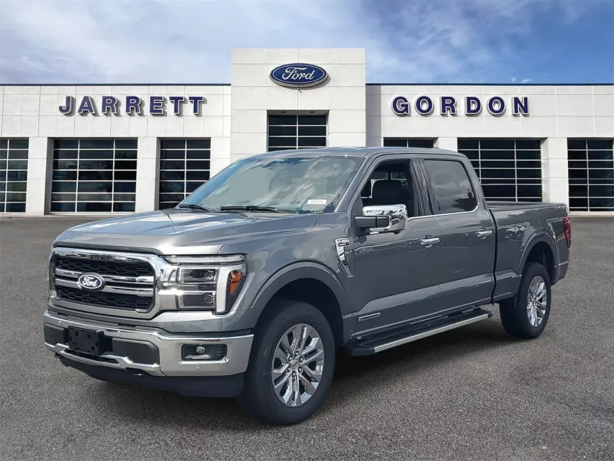 2025 Ford F-150 Lariat photo 1