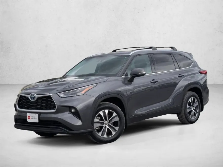 2022 Toyota Highlander Hybrid XLE photo 1