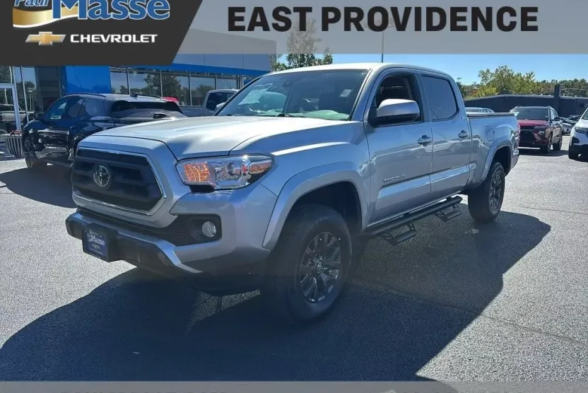 2023 Toyota Tacoma 4x4 SR5 photo 1