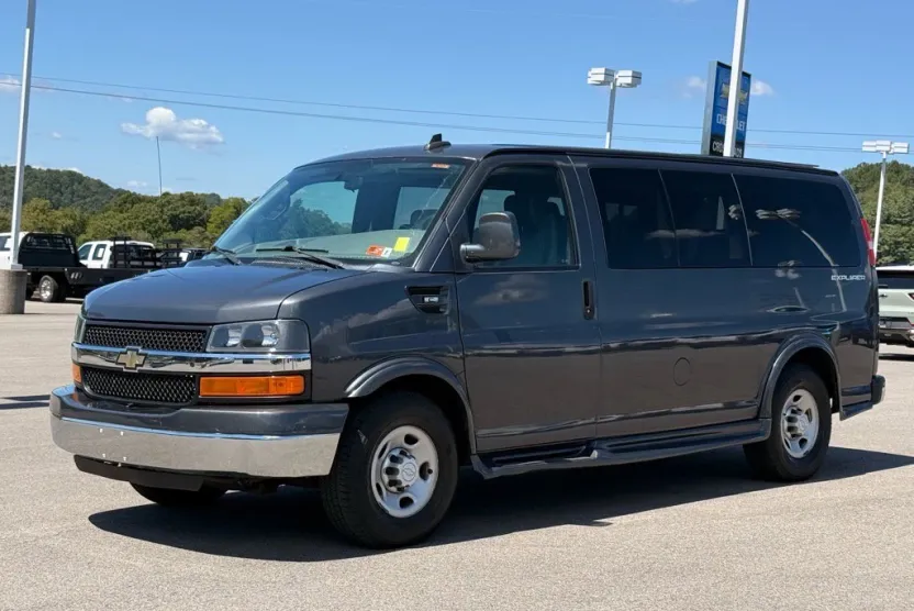 2016 Chevrolet Express 2500 Work Van Cargo photo 1