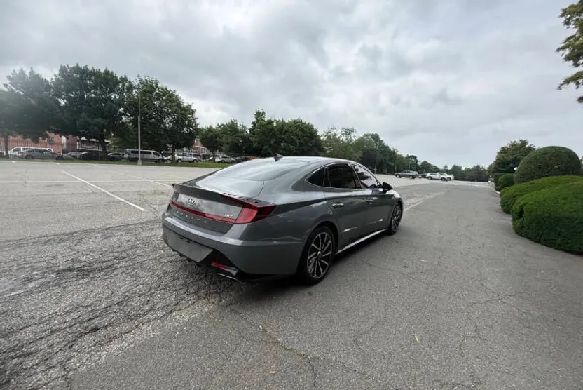 2020 Hyundai Sonata SEL Plus photo 1