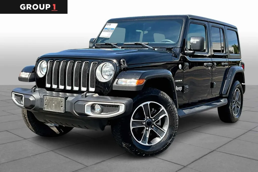 2023 Jeep Wrangler Sahara Sport photo 1