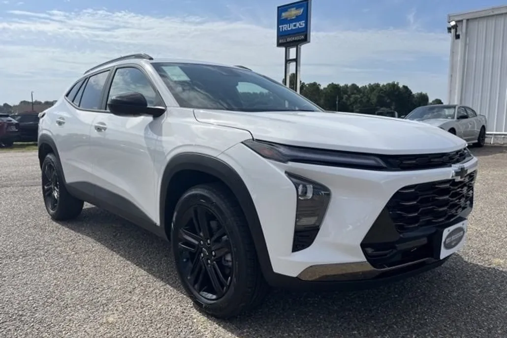 2025 Chevrolet Trax ACTIV photo 1