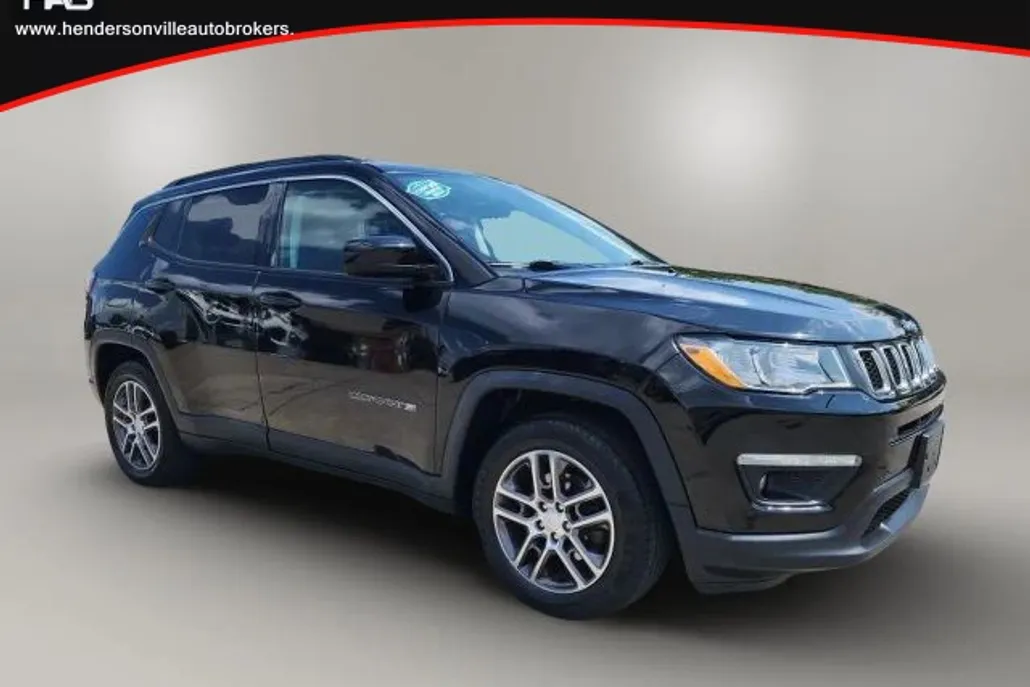 2018 Jeep Compass Latitude Sport photo 1