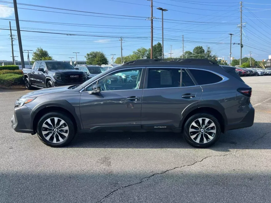 2025 Subaru Outback Limited photo 1