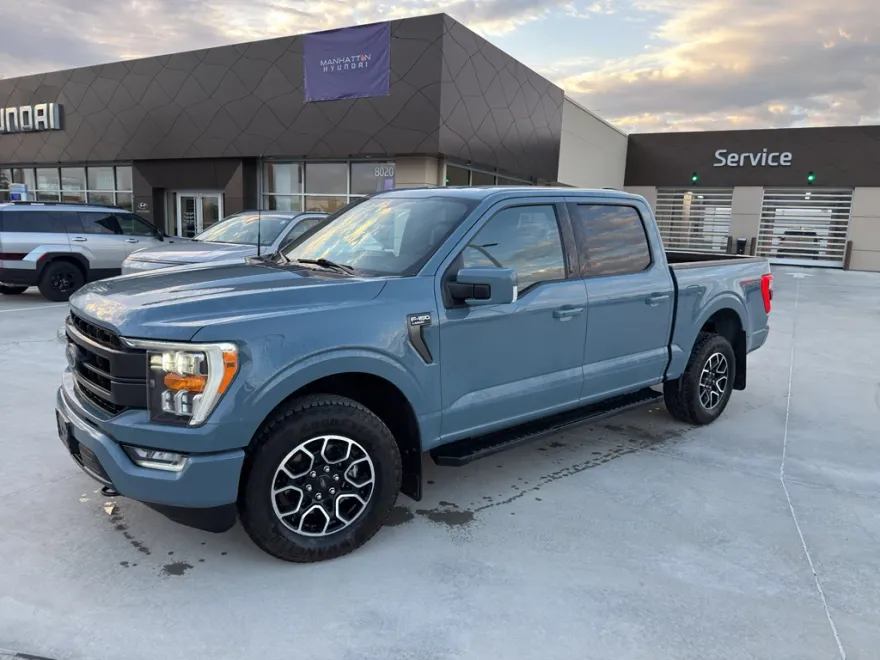 2023 Ford F-150 Lariat photo 1