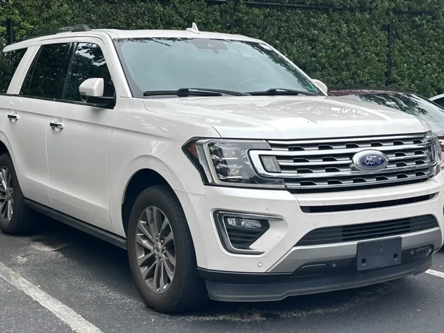 2018 Ford Expedition Limited photo 1