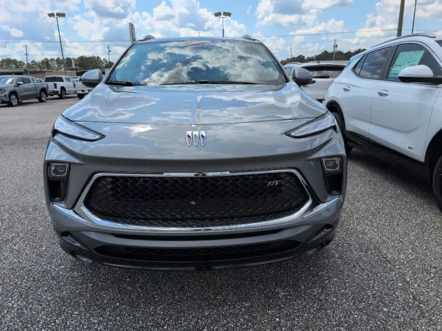 2026 Buick Encore GX Sport Touring photo 1
