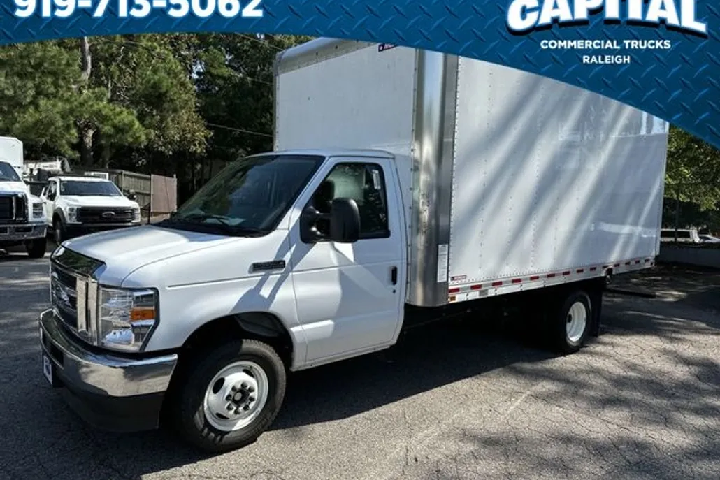 2024 Ford E-350 photo 1