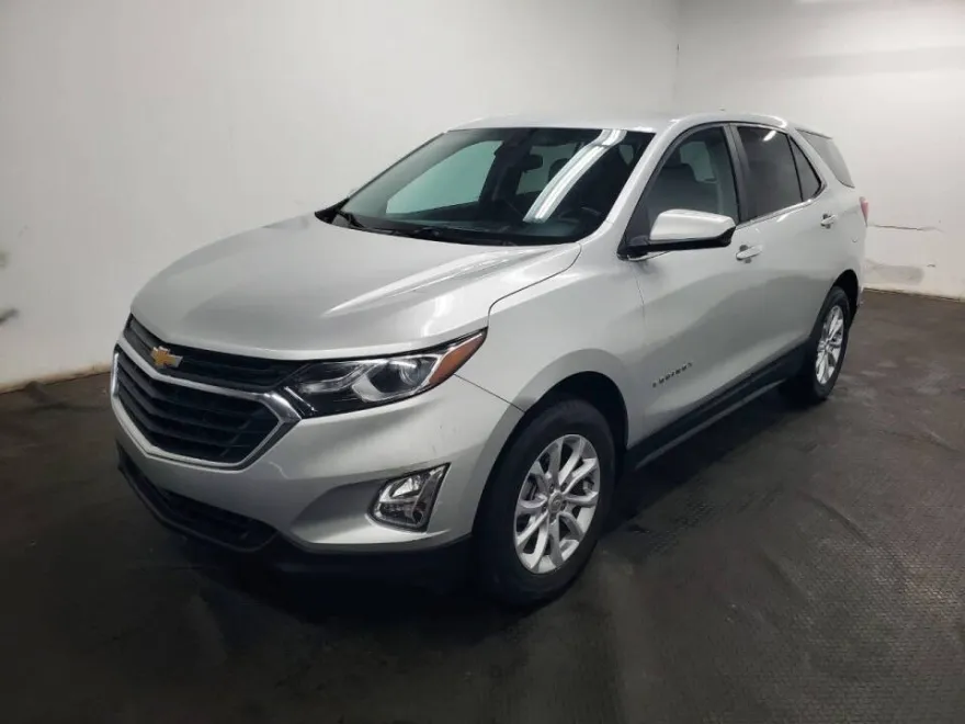 2021 Chevrolet Equinox LT photo 1